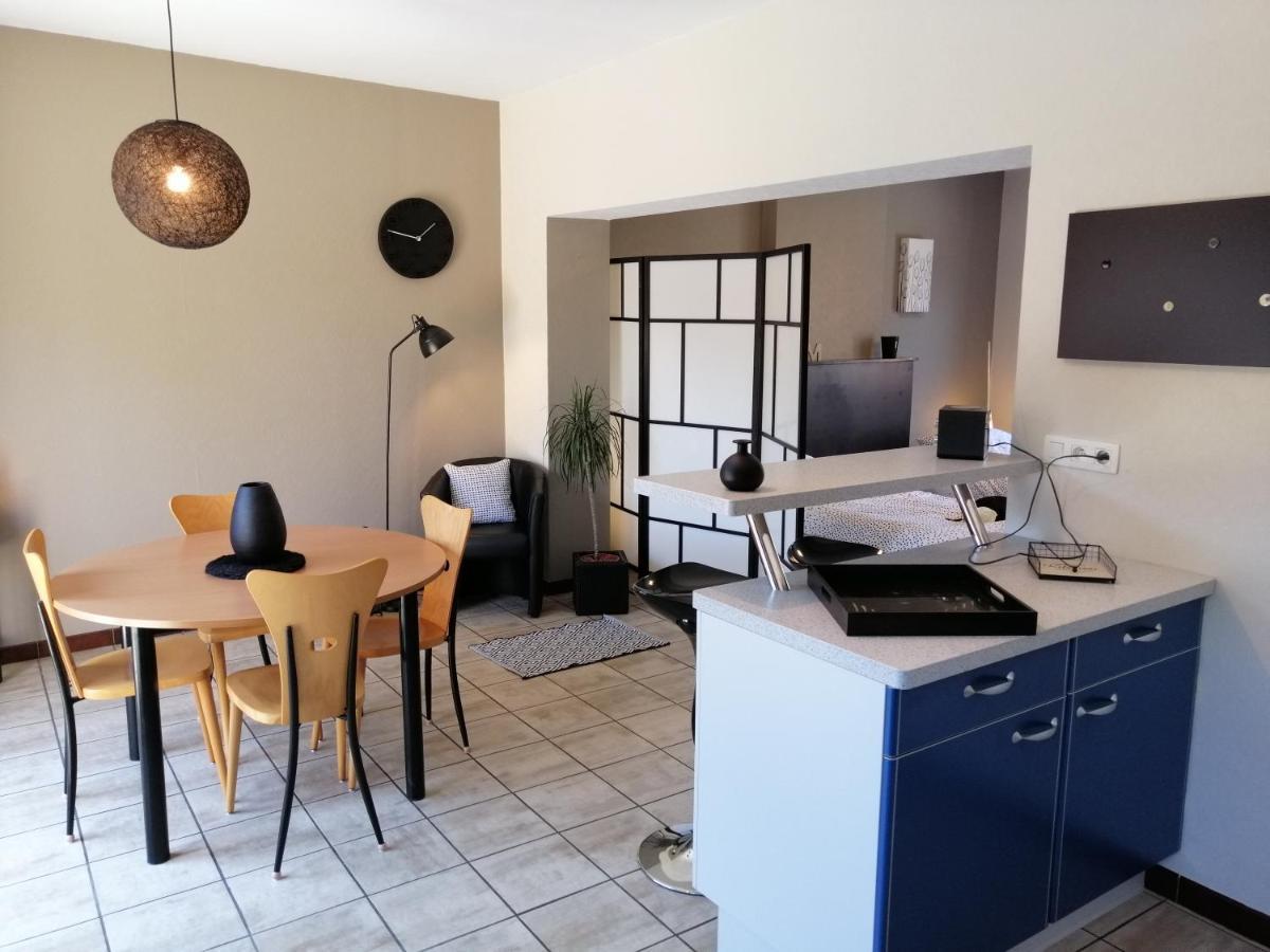 Studio 2 Pers. Tourisme Et Business Apartment Namur Exterior foto