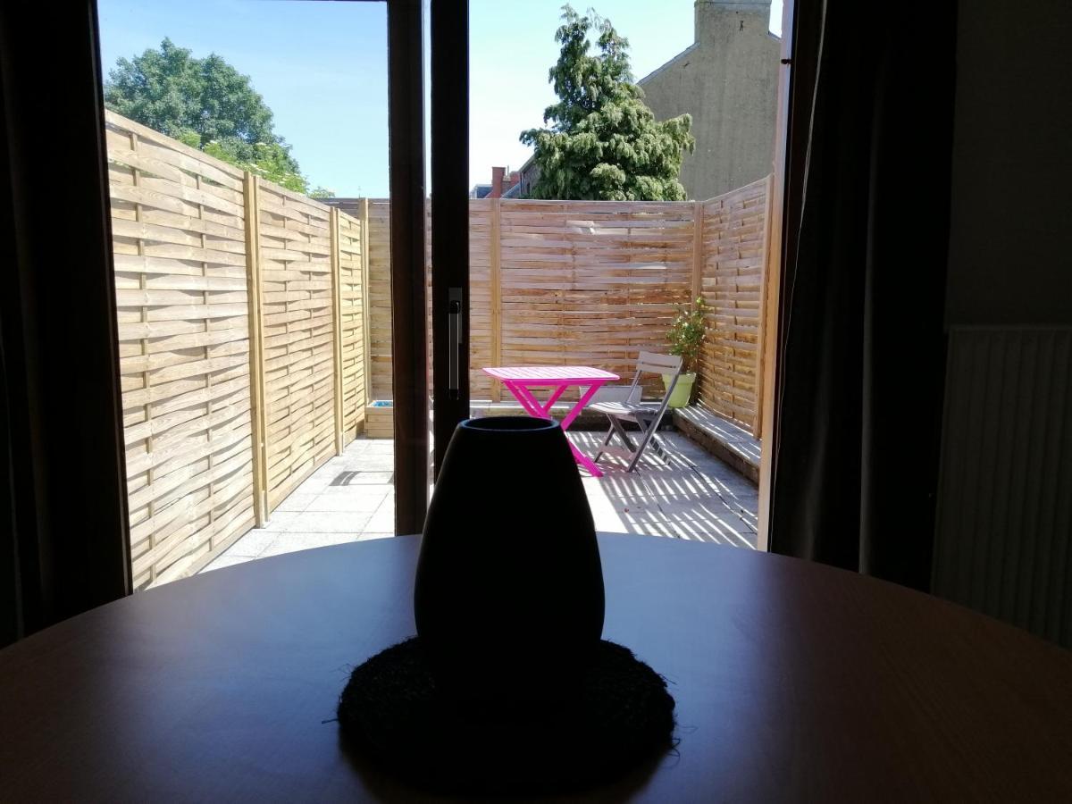 Studio 2 Pers. Tourisme Et Business Apartment Namur Exterior foto